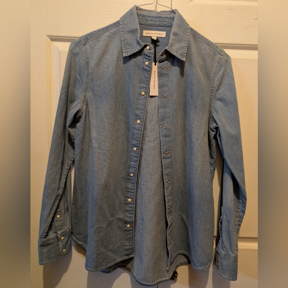 Banana Republic The Perfect Denim Everyday Shirt Snap Buttons Size XS New! - Picture 5 of 15